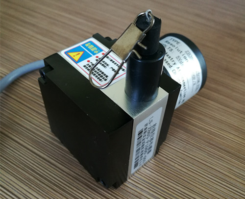 拉繩電阻尺